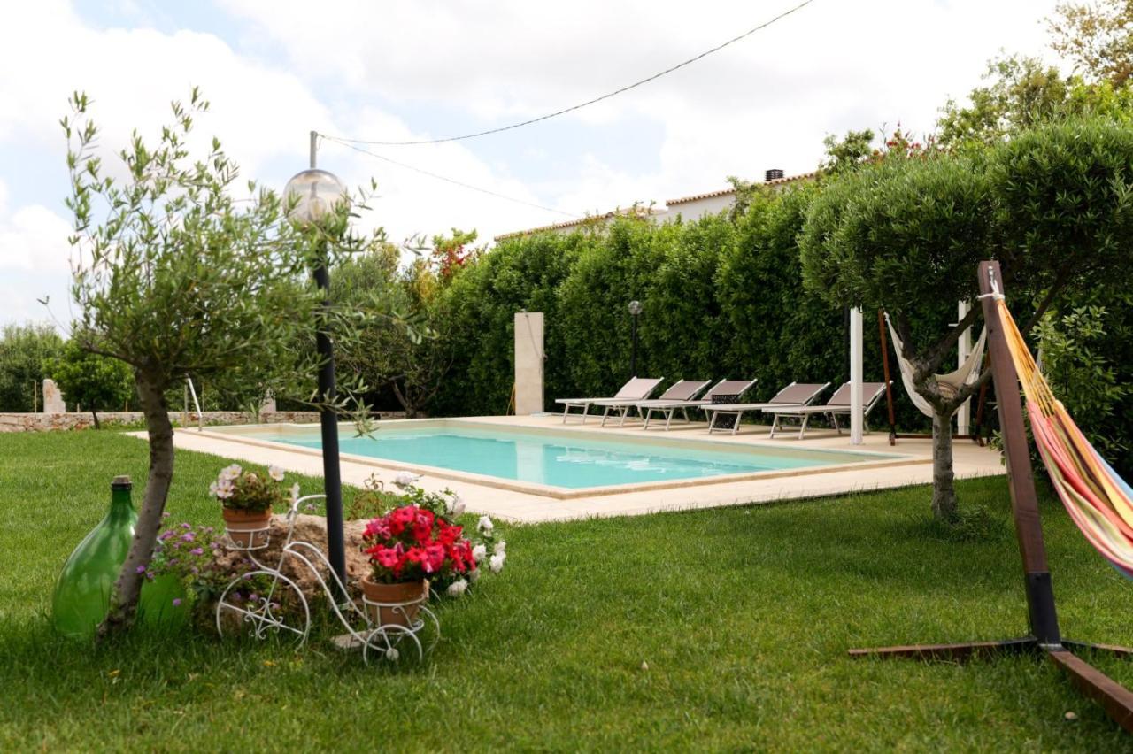 Trullo Rinaldi - Private Pool And Sauna Castellana Grotte Extérieur photo