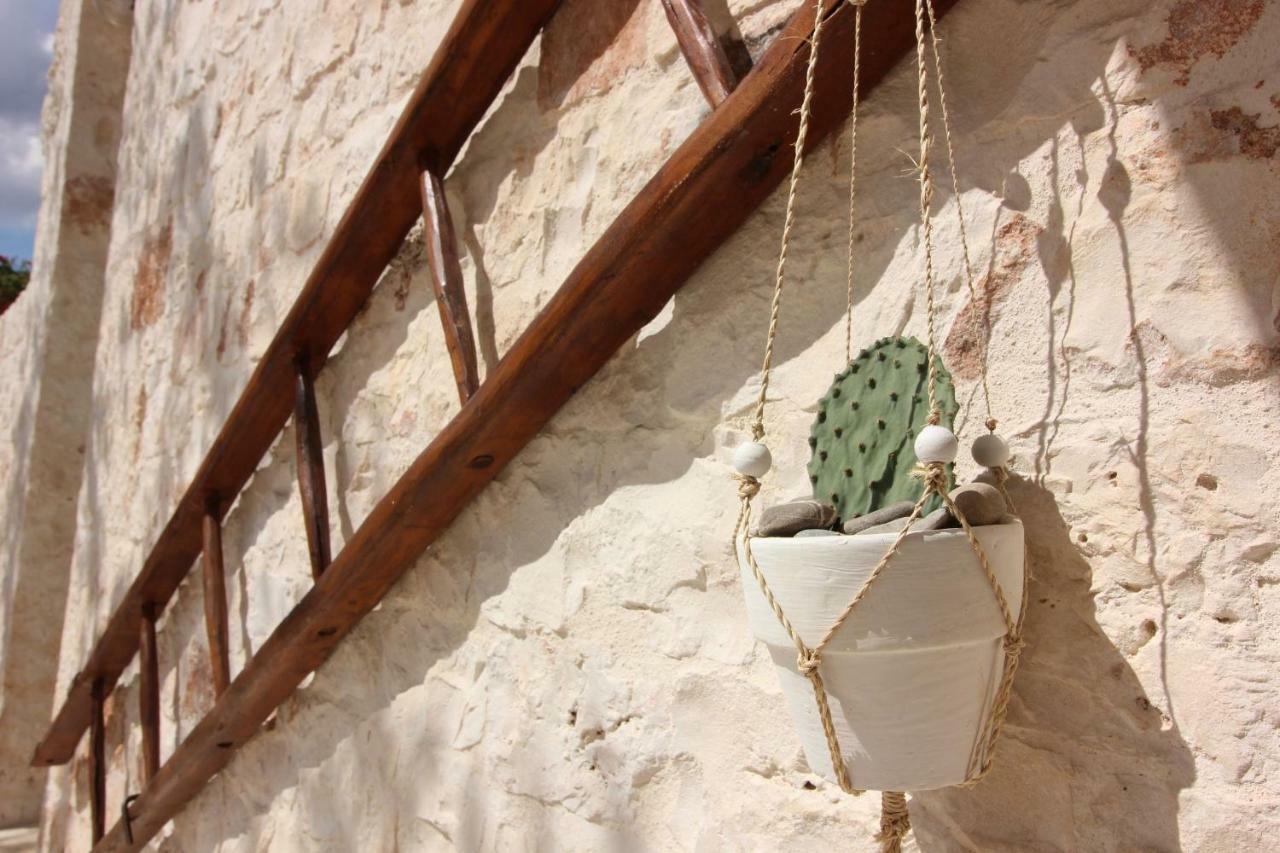 Trullo Rinaldi - Private Pool And Sauna Castellana Grotte Extérieur photo